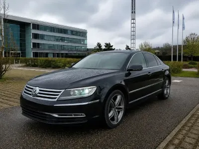 Gebraucht VW Phaeton 239 PS (175 kW) 2012 Beige Limousine