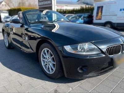 Gebraucht BMW Z4 Sport Line 110 PS (80 kW) 2005 Schwarz Cabrio