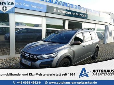 Grau Gebraucht 2023 Dacia Jogger Extreme Van / Kleinbus | 18.950 € (Fairer Preis)