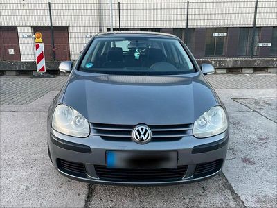 Gebraucht VW Golf V 75 PS (55 kW) 2005 Grau Kleinwagen
