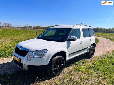 Usata Skoda Yeti Comfort 105 CV (77 kW) 2011 Bianco SUV