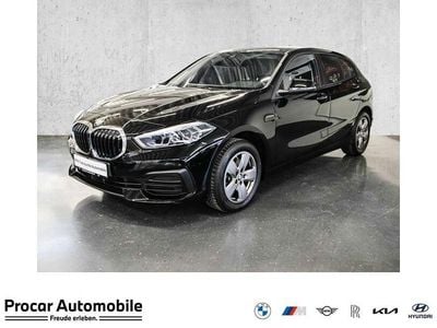 Second-hand BMW 118 Advantage 136 CP (100 kW) 2022 Negru Hatchback