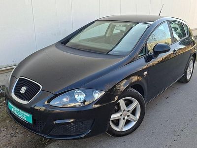 Begagnad Seat Leon Reference 125 HK (91 kW) 2011 Svart Halvkombi