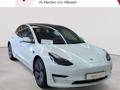 Gebraucht Tesla Model 3 RWD 208 kW (283 PS) 2023 Weiß Limousine