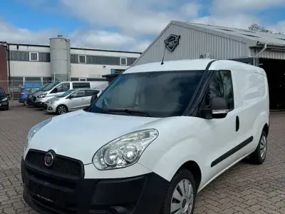 Gebraucht Fiat Doblò Basis 90 PS (66 kW) 2013 Weiß Van / Kleinbus