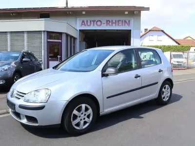 Gebraucht VW Golf IV Trendline 80 PS (58 kW) 2006 Reflexsilber metallic (metallic) Limousine