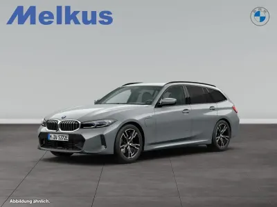 Neu BMW 330e Comfort Edition 292 PS (214 kW) 2026 Silber Limousine