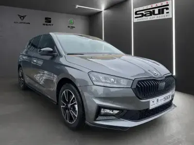 Neu Skoda Fabia Monte Carlo 116 PS (85 kW) 2025 Grau Limousine
