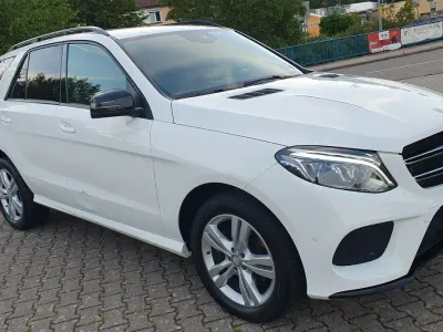 Gebraucht Mercedes GLE250 AMG 204 PS (150 kW) 2016 Weiß SUV