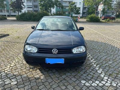 VW Golf IV