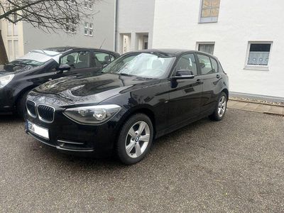 Gebraucht BMW 116 Sport Line 136 PS (100 kW) 2013 Schwarz Kleinwagen