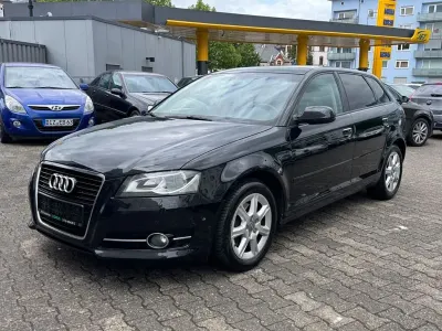 Używany Audi A3 Ambiente 140 KM (102 kW) 2011 Czarny Hatchback