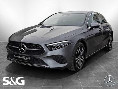 Metalliclack mountaingrau Gebraucht 2024 Mercedes A180 Progressive Limousine | 26.970 € (Guter Preis)