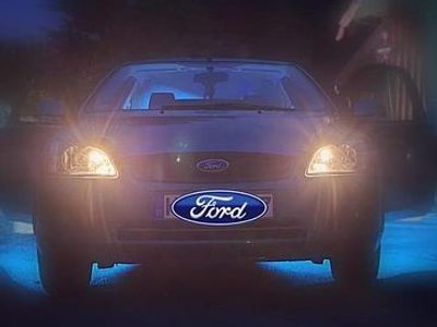 Andere farben Gebraucht 2007 Ford Focus Kleinwagen | 2.500 € (Etwas zu teuer)