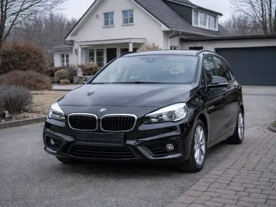 Gebraucht BMW 218 Gran Tourer Advantage 136 PS (100 kW) 2016 Schwarz Van / Kleinbus