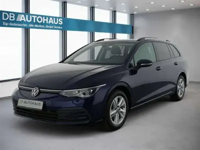 Used VW Golf VIII Life 150 HP (110 kW) 2024 Blue Estate
