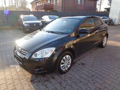 Gebraucht Kia ProCeed 126 PS (92 kW) 2010 Schwarz Kleinwagen