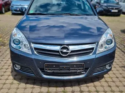 Gebraucht Opel Signum Elegance 175 PS (128 kW) 2005 Grau Kleinwagen