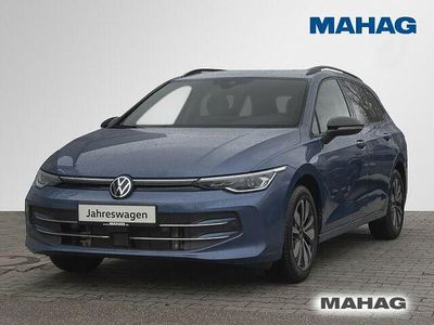 Anemonenblau metallic Gebraucht 2024 VW Golf VIII Goal Kombi | 28.992 € (Etwas zu teuer)