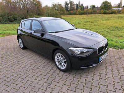 BMW 114