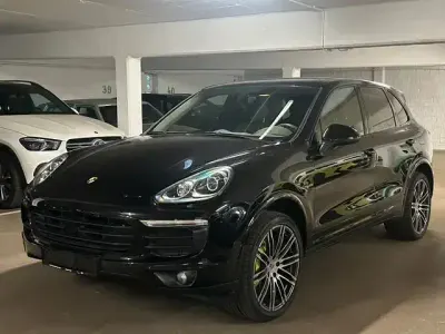Gebraucht Porsche Cayenne S E-Hybrid Platinum Edition 416 PS (305 kW) 2017 Schwarz SUV