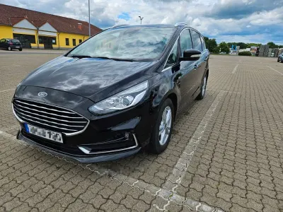 Gebraucht Ford S-MAX Titanium 150 PS (110 kW) 2021 Schwarz Van / Kleinbus