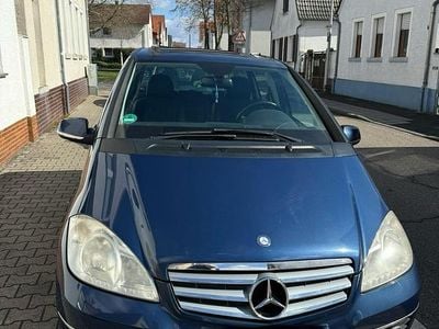 Gebraucht Mercedes A160 2011 Blau Limousine