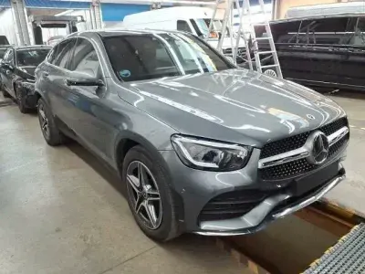 Gebraucht Mercedes GLC200 AMG 197 PS (144 kW) 2021 Grau SUV