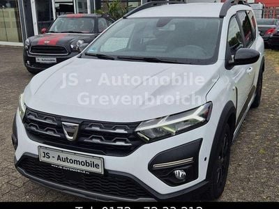Weiß Gebraucht 2022 Dacia Jogger Extreme Van / Kleinbus | 14.000 € (Fairer Preis)