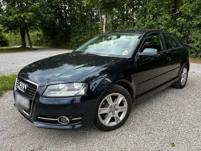 Gebraucht Audi A3 105 PS (77 kW) 2011 Schwarz Kleinwagen