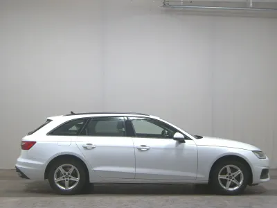 Używany Audi A4 Ambiente 163 KM (119 kW) 2023 Biały Kombi