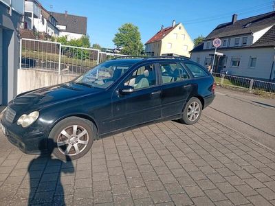 Mercedes C200