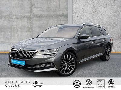 Außenfarbe: Gebraucht 2022 Skoda Superb LAURIN & KLEMENT Kombi | 33.990 € (Etwas zu teuer)