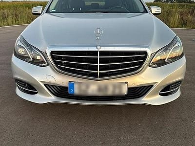 Mercedes E200