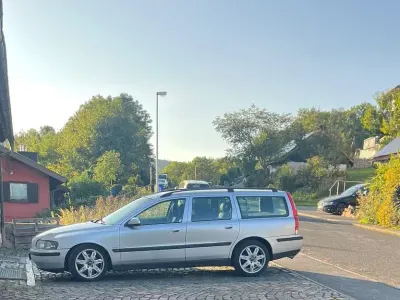 Usata Volvo V70 Comfort 163 CV (119 kW) 2002 Argento Station wagon