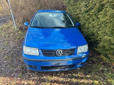 Gebraucht VW Polo 50 PS (36 kW) 2000 Blau Kleinwagen