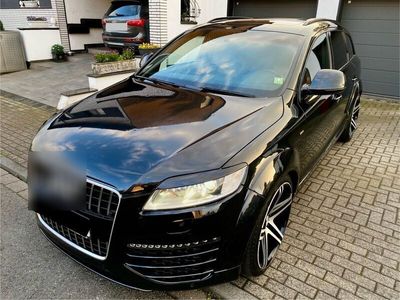 gebraucht Audi Q7 4.2 TDI V12 S line 6 Sitzer