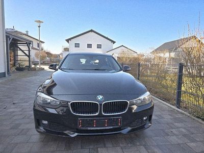 Gebraucht BMW 316 116 PS (85 kW) 2014 Schwarz Kombi