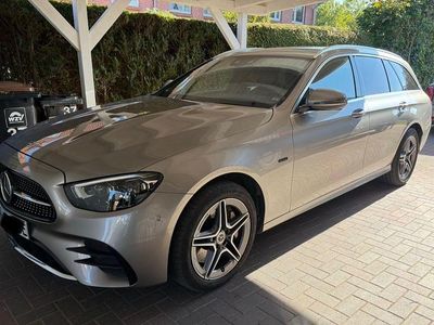 Usata Mercedes E300 AMG line 306 CV (225 kW) 2021 Argento Station wagon