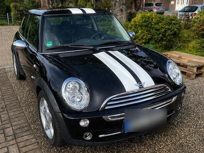 Usado Mini ONE 66 HP (48 kW) 2005 Preto Citadino