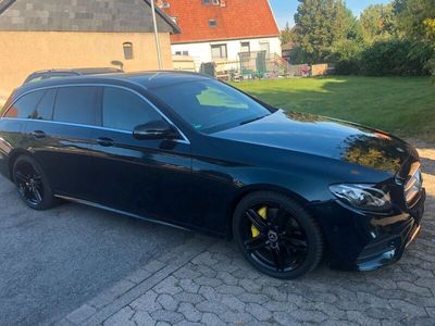 gebraucht Mercedes E350 E-Klasse d T 9G-TRONIC AMG-Line*Pano*AKH*Wide*Bur.