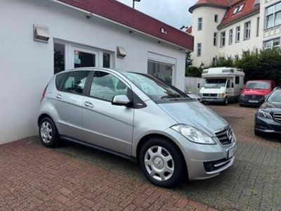 Gebraucht Mercedes A190 124 PS (91 kW) 2010 Silber Limousine