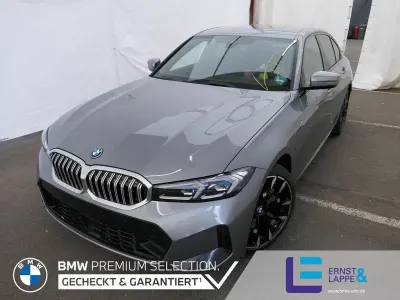 Gebraucht BMW 330e M Sport 292 PS (214 kW) 2025 Skyscraper grau Limousine