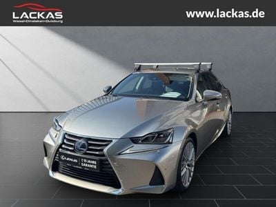 Lexus IS300h