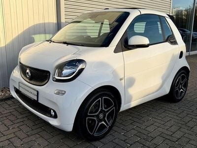 Weiß Gebraucht 2018 Smart ForTwo Cabrio Prime Cabrio | 16.350 € (Fairer Preis)