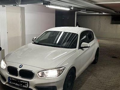 Gebraucht BMW 116 Sport Line 109 PS (80 kW) 2017 Weiß Kleinwagen