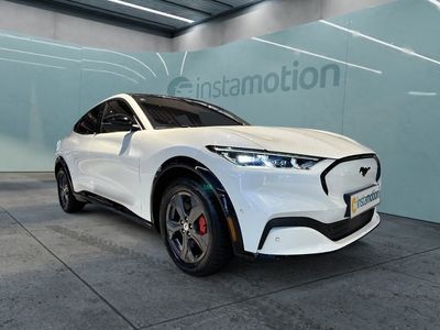 Weiß Gebraucht 2022 Ford Mustang Mach-E SUV | 43.290 € (Teuer)