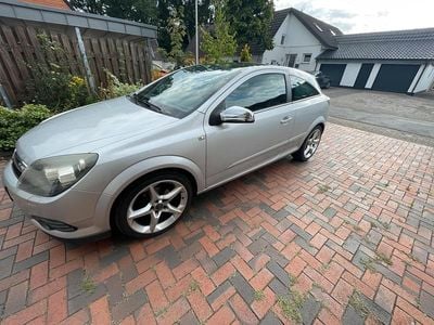 Opel Astra GTC