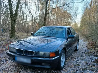 Gebraucht BMW 728 193 PS (141 kW) 1997 Blau Limousine