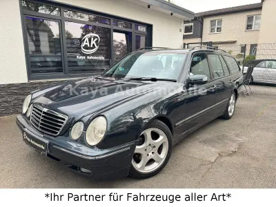 Brugt Mercedes E220 Avantgarde 143 HK (105 kW) 2002 Blå Stationcar